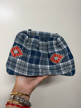 Cargar imagen en el visor de la galería, Clutch Estampado
