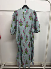 Cargar imagen en el visor de la galería, Vestido Amán
