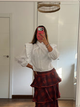 Cargar imagen en el visor de la galería, Blusa Cruzada Volante
