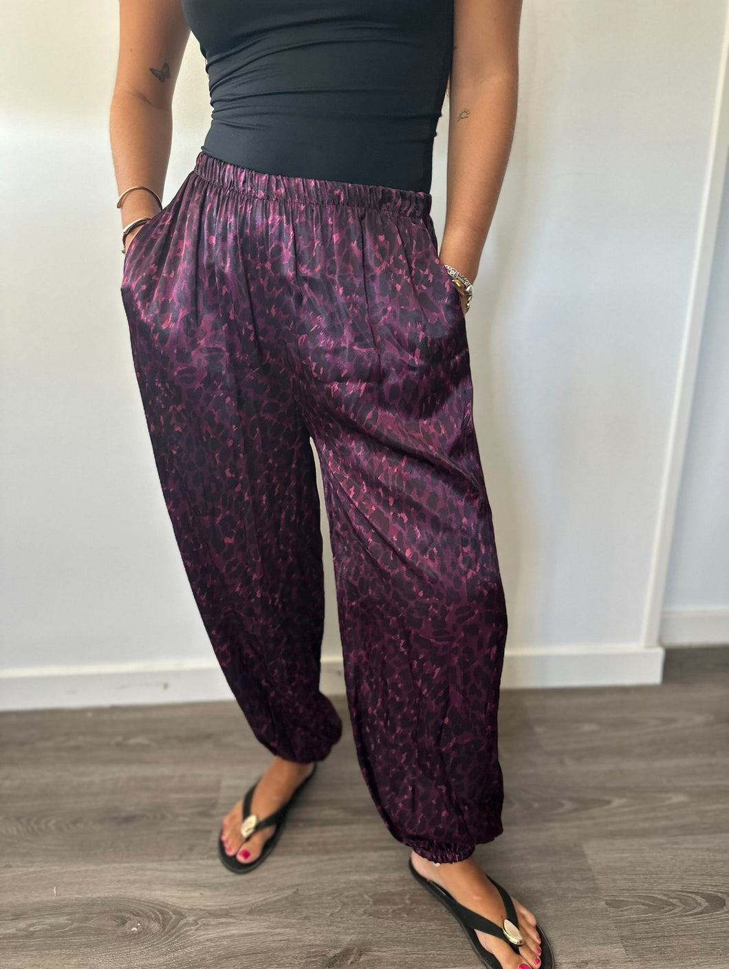 Pantalón Bombacho Raso Leopardo