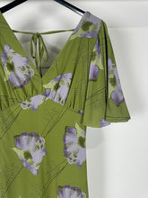 Cargar imagen en el visor de la galería, Vestido Amapola
