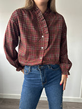 Cargar imagen en el visor de la galería, Blusa Cuadros con Volante
