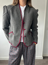 Cargar imagen en el visor de la galería, Chaqueta Camila
