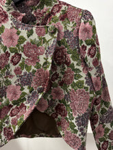 Cargar imagen en el visor de la galería, Chaqueta Jacquard Cruzada
