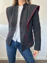 Cargar imagen en el visor de la galería, Blazer Paño Hombreras
