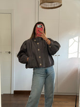Cargar imagen en el visor de la galería, Chaqueta Efecto Ante
