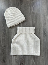 Cargar imagen en el visor de la galería, Pack Cuello y Gorro Punto
