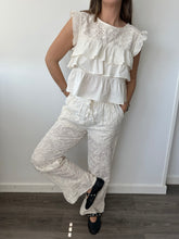 Cargar imagen en el visor de la galería, Pantalón Martina Beige
