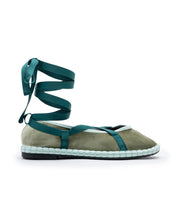 Cargar imagen en el visor de la galería, Bailarinas Terciopelo Atadas
