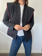 Cargar imagen en el visor de la galería, Blazer Paño Hombreras
