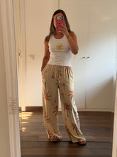 Cargar imagen en el visor de la galería, Pantalón Ancho Estampado
