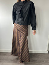 Cargar imagen en el visor de la galería, Faldas Estampadas
