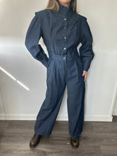 Cargar imagen en el visor de la galería, Mono Denim Oscuro
