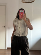 Cargar imagen en el visor de la galería, Blusa Atora
