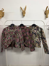 Cargar imagen en el visor de la galería, Chaqueta Jacquard Cruzada
