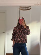 Cargar imagen en el visor de la galería, Blusa Gabriela
