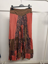 Cargar imagen en el visor de la galería, Falda/Vestido Indio Asimétrico
