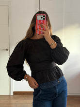 Cargar imagen en el visor de la galería, Blusa Megan Larga
