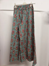 Cargar imagen en el visor de la galería, Pantalón Livia
