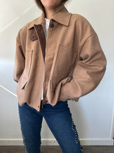 Cargar imagen en el visor de la galería, Abrigo Bomber Paño
