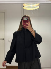 Cargar imagen en el visor de la galería, Blusa Cuello Subido

