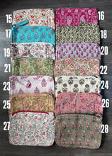 Cargar imagen en el visor de la galería, Funda iPad o Tablet
