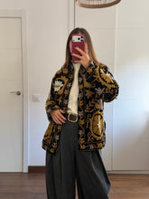 Cargar imagen en el visor de la galería, Chaqueta Terciopelo Bordada
